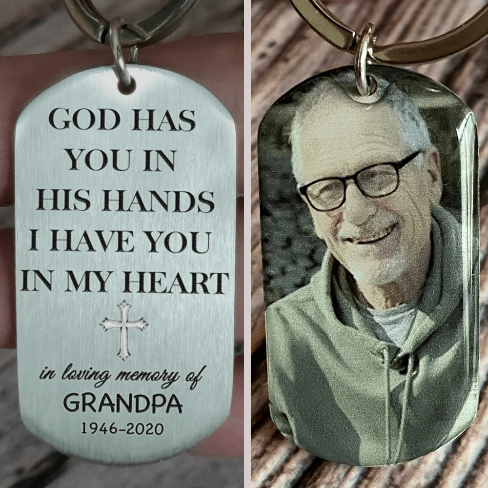 God Has You In His Hands I Have You In My Heart Family Keychain - Image 2