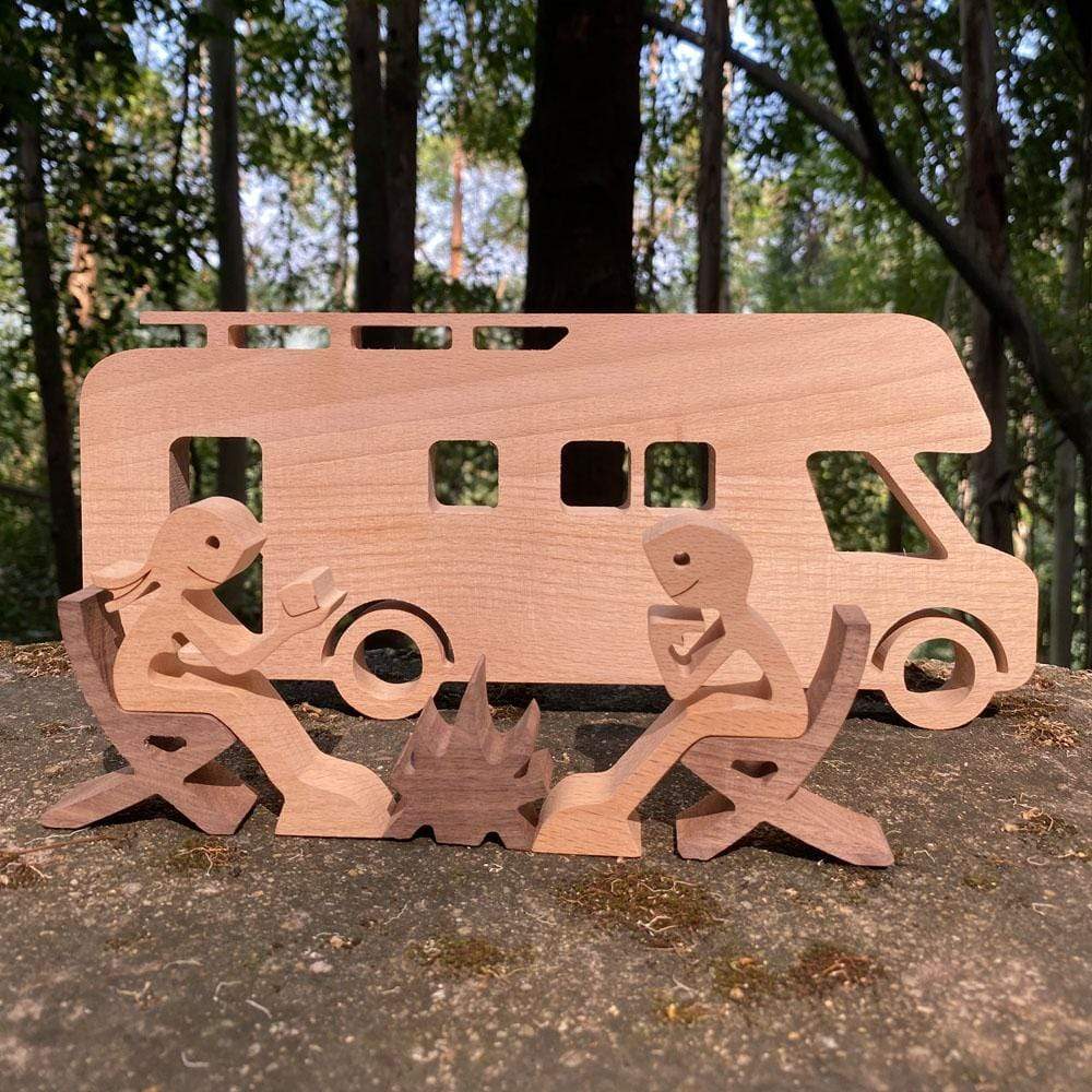 Couple Around Campfire And Motorhome Wood Sculpture T286 HN590