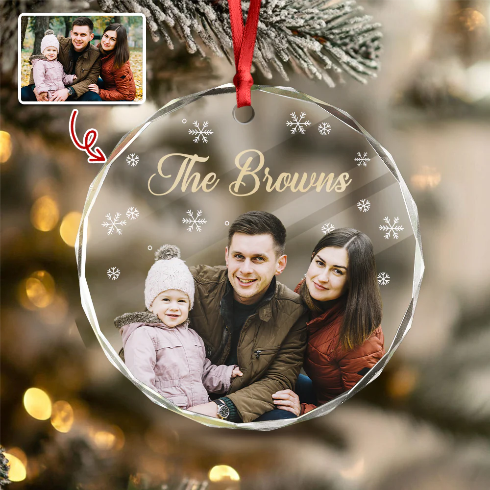 Custom Family Photo And Name Glass Ornament For Christmas TH10 894757 - Image 2