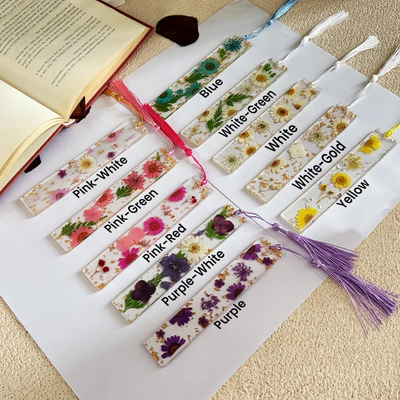 Personalized Custom Name Pressed Flower Resin Bookmark For Women TH10 896757 - Image 4