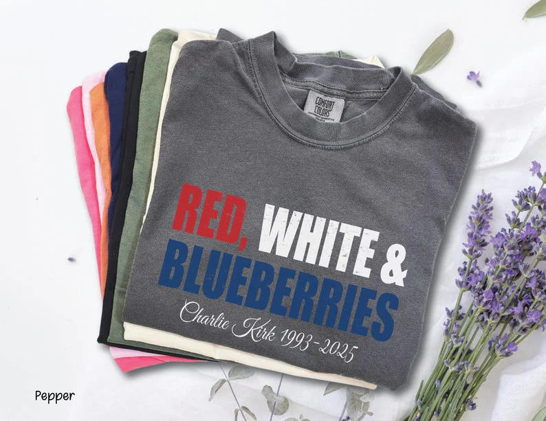 Red White & Blueberries Charlie Kirk 1993-2025 Comfort Shirt TH10 896229 - Image 3