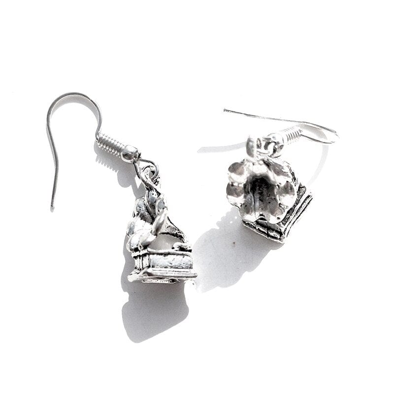 Simple Cool Cute Earrings - Image 4