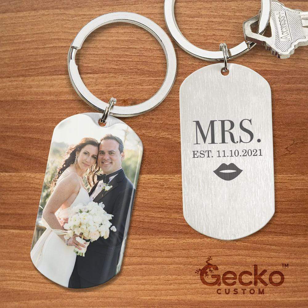 Mr/ Mrs Couple Wedding Anniversary Metal Keychain HN590 - Image 2