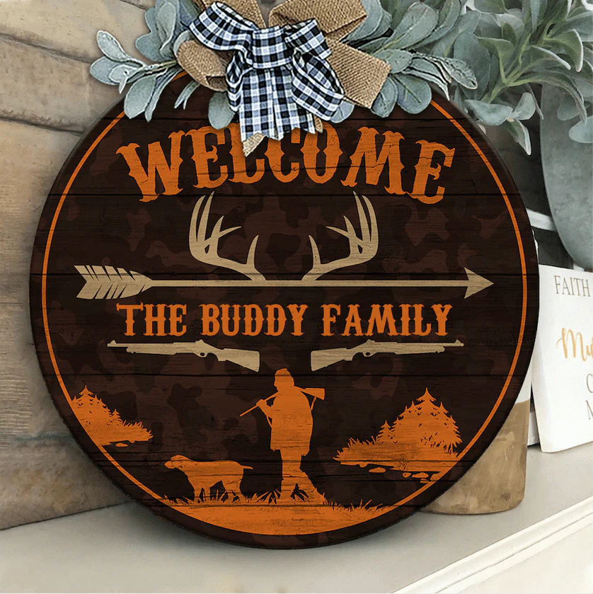 Welcome To Hunter's Home Hunting Wood Sign, Hunting Gift, Round Wood Sign HN590 - Image 3