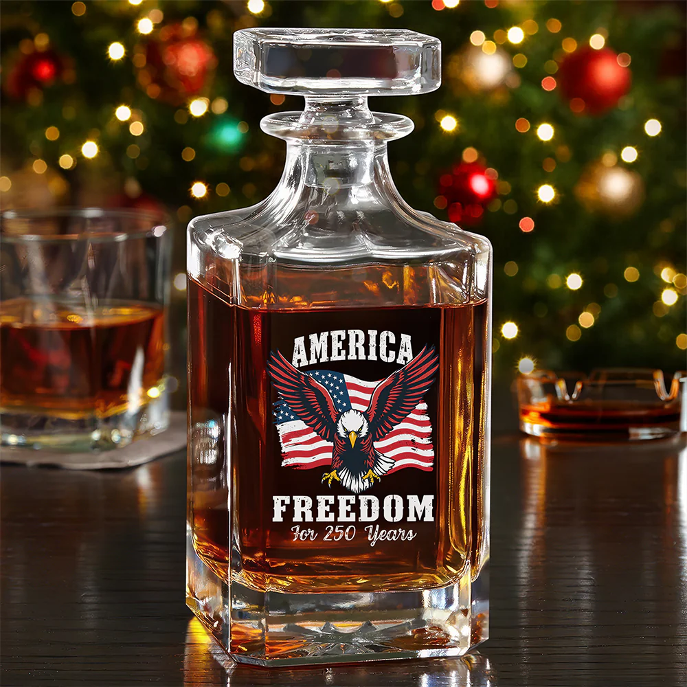 250 Years of Freedom America Patriotic Eagle Flag Decanter HA75 897340
