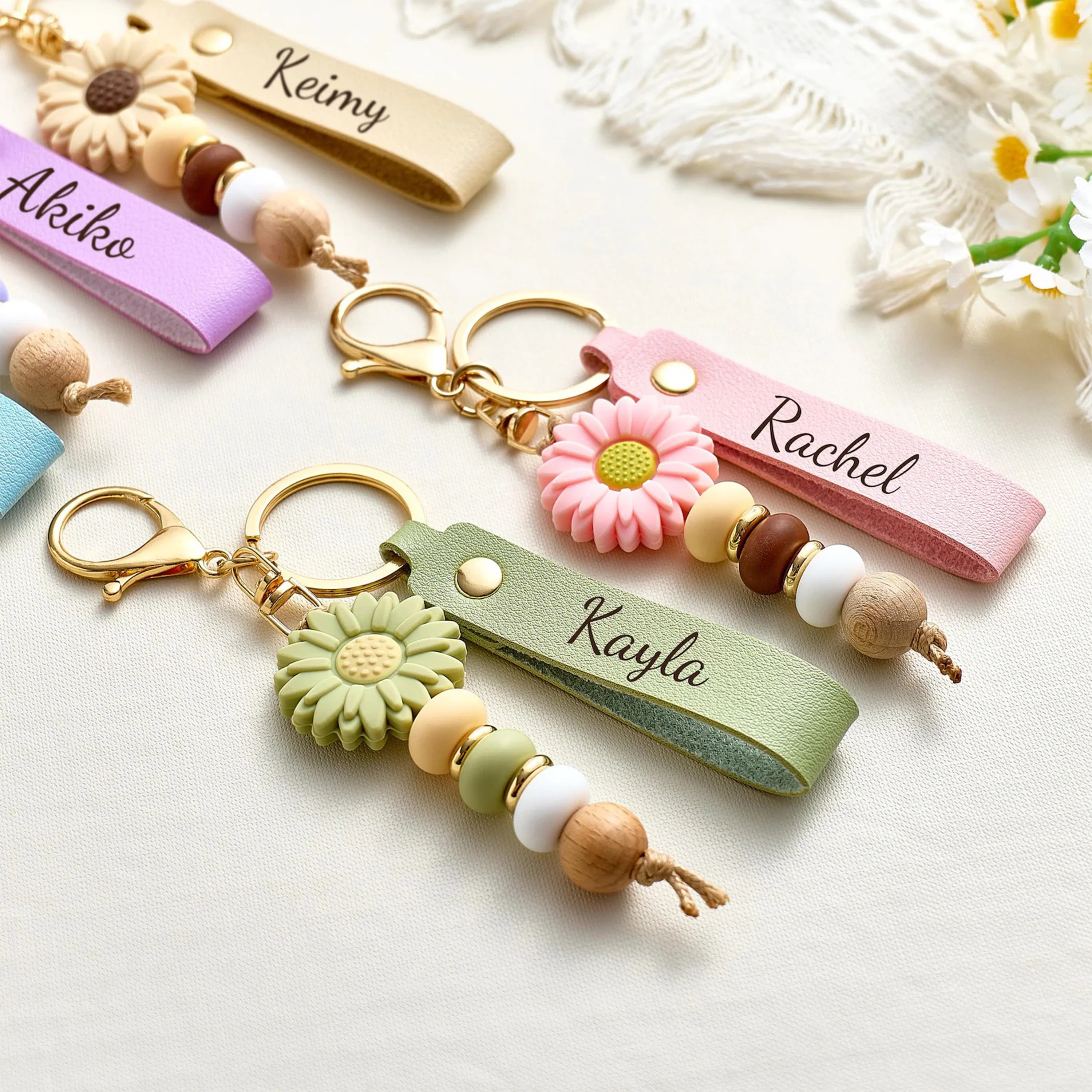Personalized Daisy Beaded Keyring for Girls, Faux Leather Keyring, Bridesmaid Gifts, Flower Girl Gift, Mother's Day Gift, Birthday Gift HA75 920558 - Image 2
