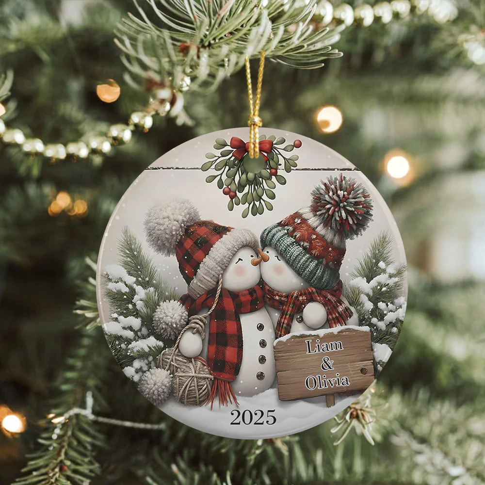Personalized Kissing Snowman Couple Ceramic Ornament HA75 897220 - Image 4