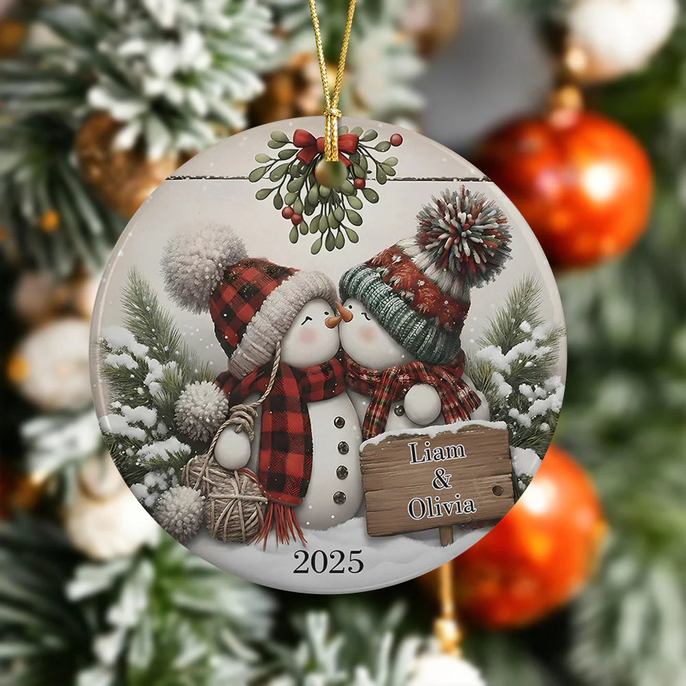 Personalized Kissing Snowman Couple Ceramic Ornament HA75 897220 - Image 6