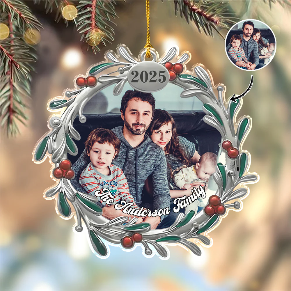 Custom Family Photo 2025 Christmas Wreath Acrylic Ornament LM32 897389 - Image 3