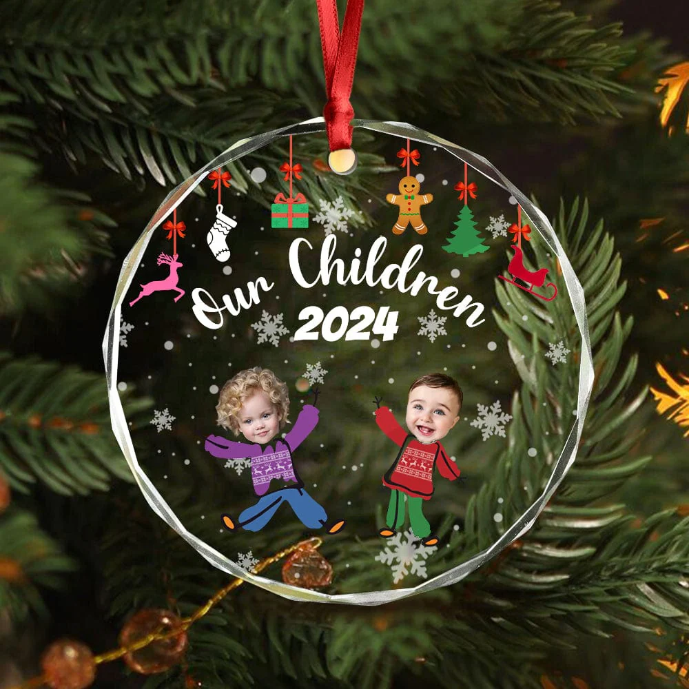 Custom Kid Face Family Our Grandkids Christmas Gift For Grandma Grandpa Mom Dad Glass Circle Ornament HO82 893108 - Image 4