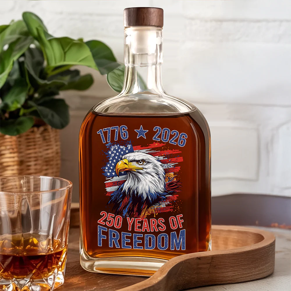 America Semiquincentennial 250 Years Of Freedom Whiskey Bottle CH07 896704 - Image 3