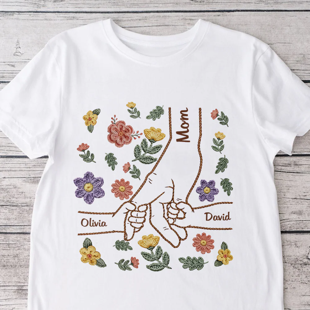 Personalized Mom Holding Hand Shirt with Kids Names, Floral Embroidery Effect Style T-Shirt, Mother's Day Gift CH07 911184 - Image 3