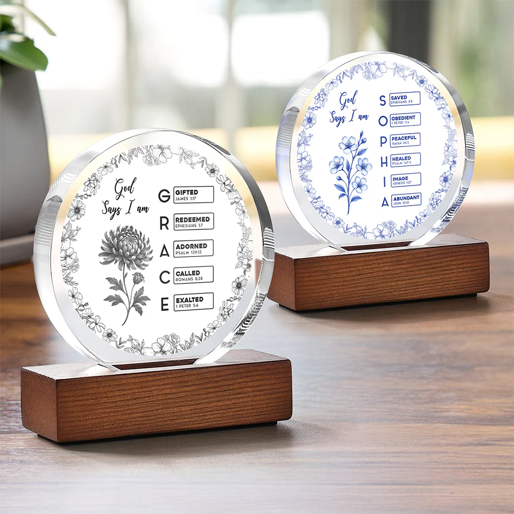 God Says I Am Name Letter In Bible Toile De Jouy Style Round Acrylic Frame Block HO82 894636 - Image 5