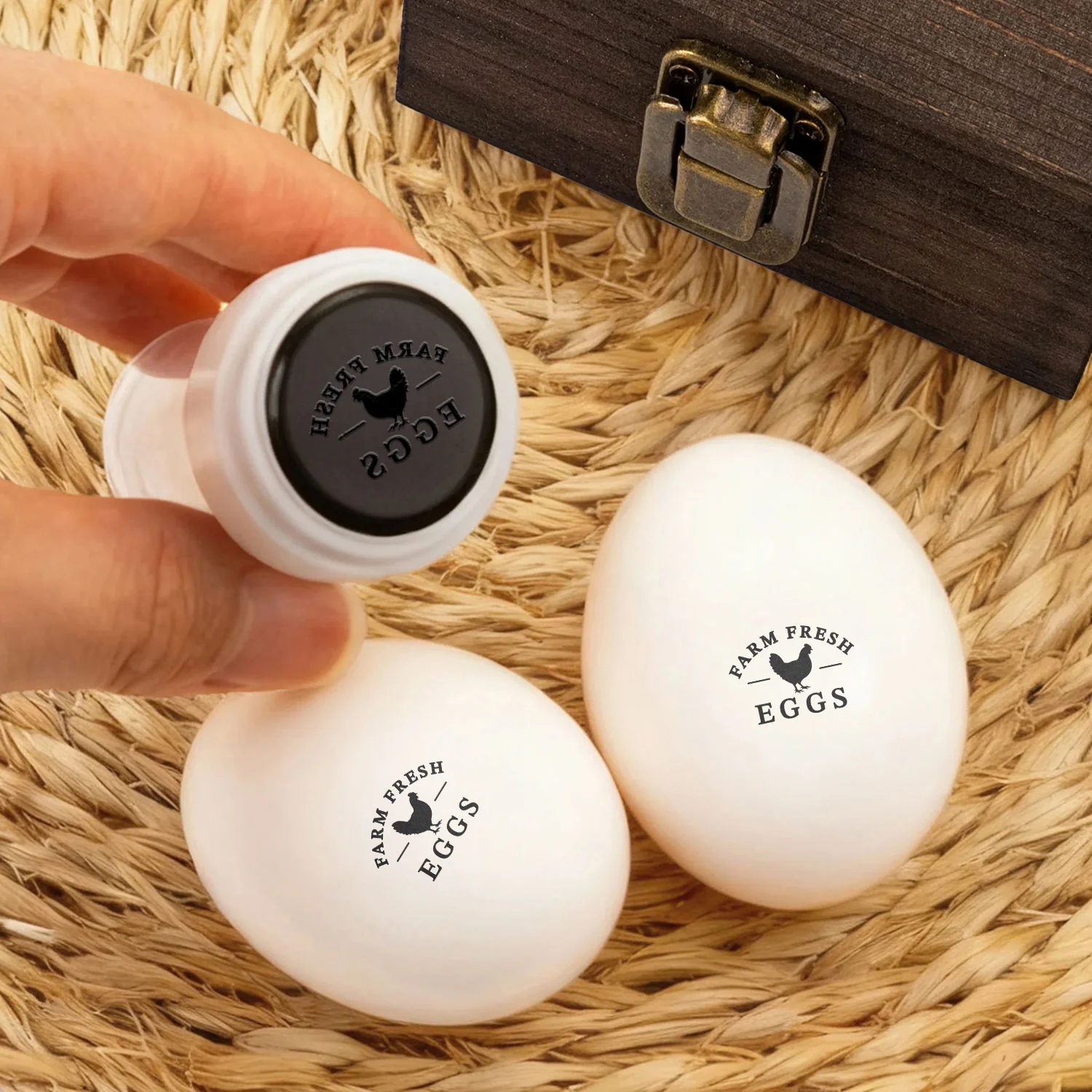 Personalized Hen Silhouette Egg Stamp with Name Gift for Family Farmer Breeder CH07 896560 - Image 5