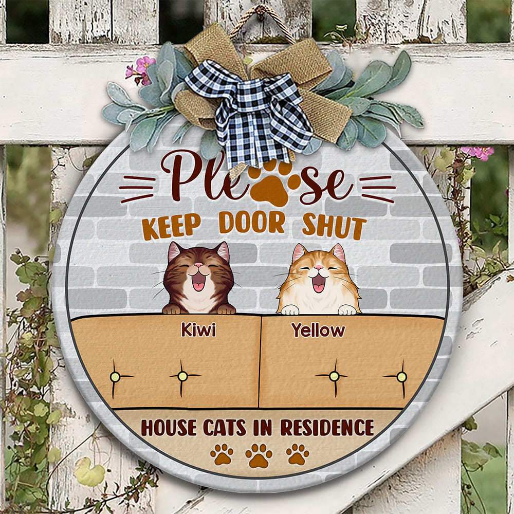 Please Keep The Door Shut Cat Wooden Door Sign With Wreath, House Cat In Residence HN590 - Image 3